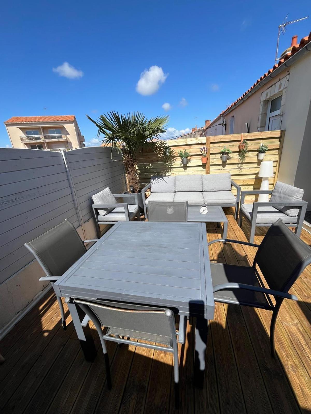 Chaleureux Logement-Centre Ville-Proche Gare-Plage Ле-Сабль-д’Олон Экстерьер фото